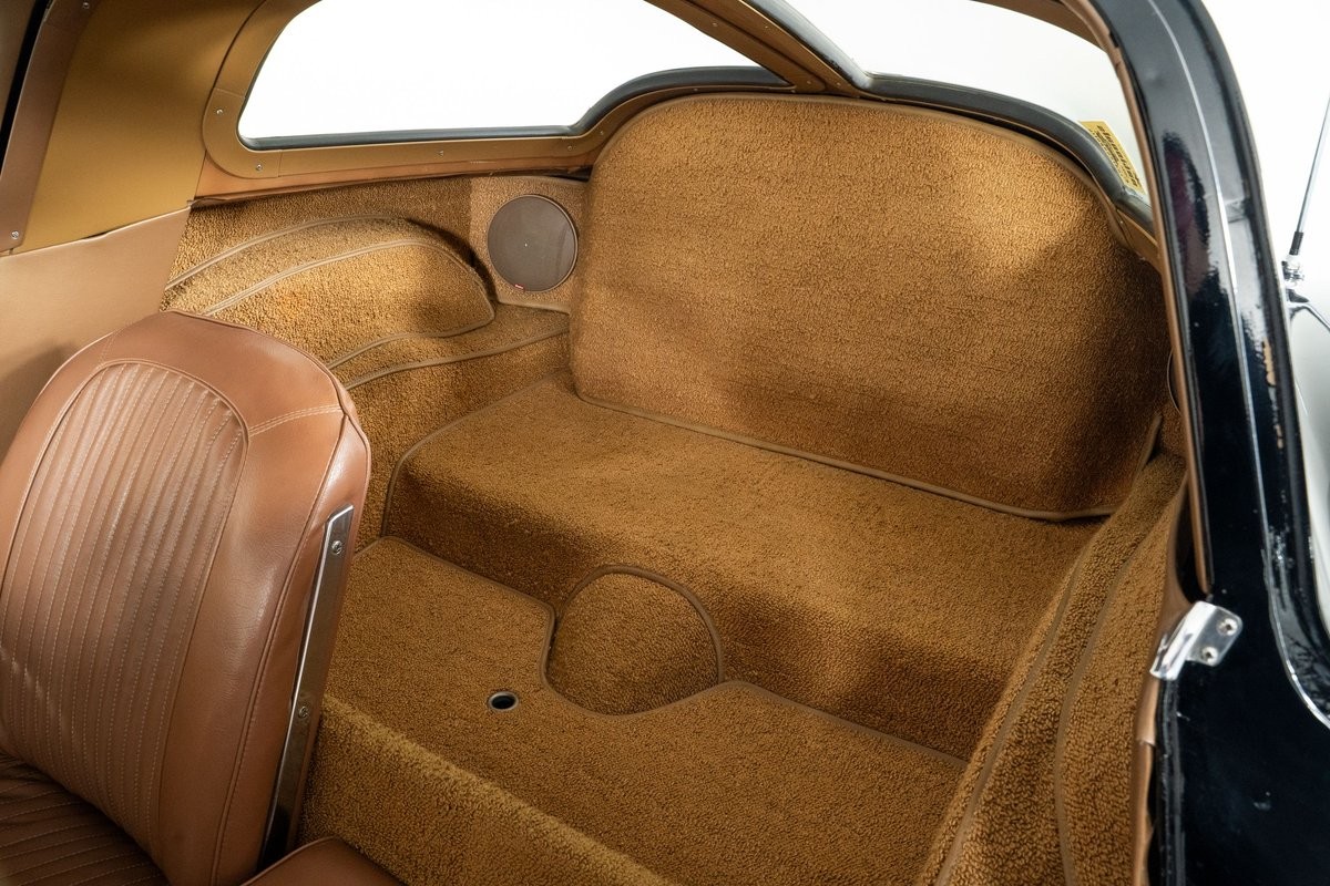 Chevrolet-Corvette-1963-Coupe-26