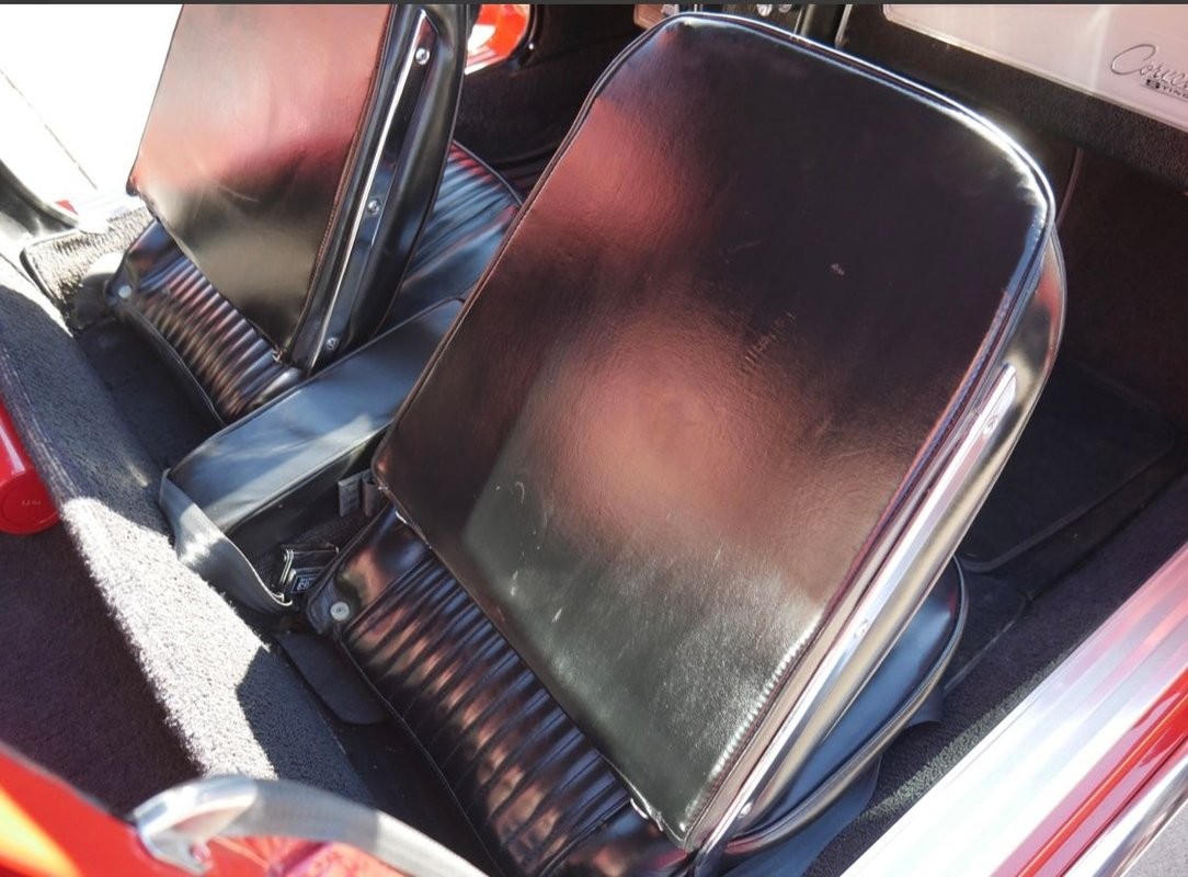 Chevrolet-Corvette-1963-Coupe-27