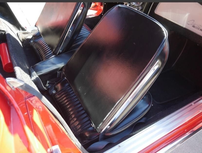 Chevrolet-Corvette-1963-Coupe-28