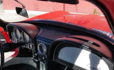 Chevrolet-Corvette-1963-Coupe-29