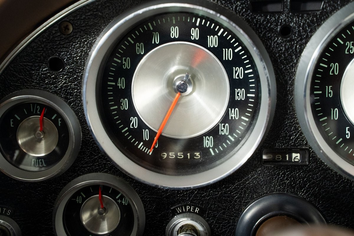 Chevrolet-Corvette-1963-Coupe-33