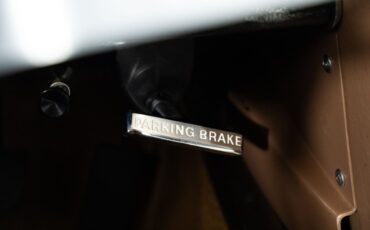 Chevrolet-Corvette-1963-Coupe-35