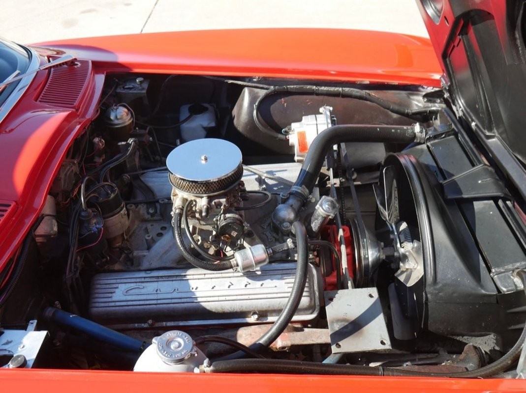 Chevrolet-Corvette-1963-Coupe-37