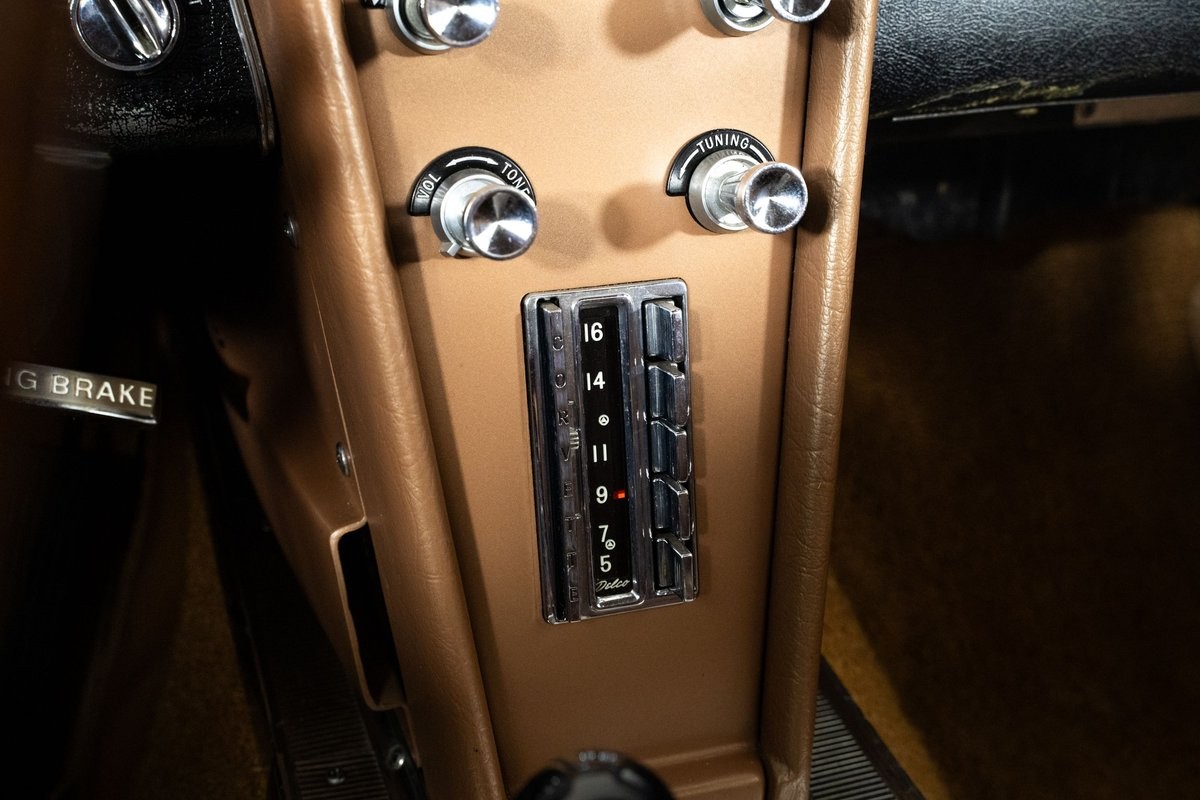 Chevrolet-Corvette-1963-Coupe-39