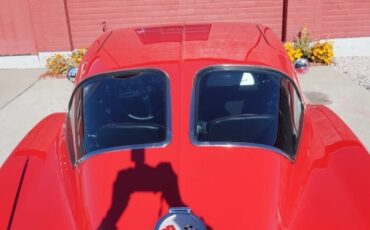 Chevrolet-Corvette-1963-Coupe-4