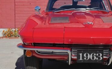 Chevrolet-Corvette-1963-Coupe-6