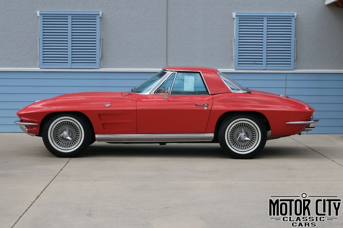 Chevrolet-Corvette-1964-12