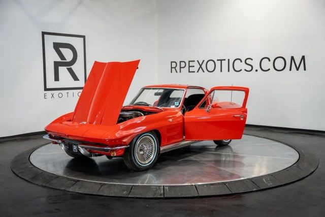 Chevrolet-Corvette-1964-12