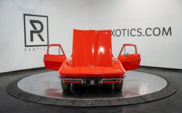 Chevrolet-Corvette-1964-13