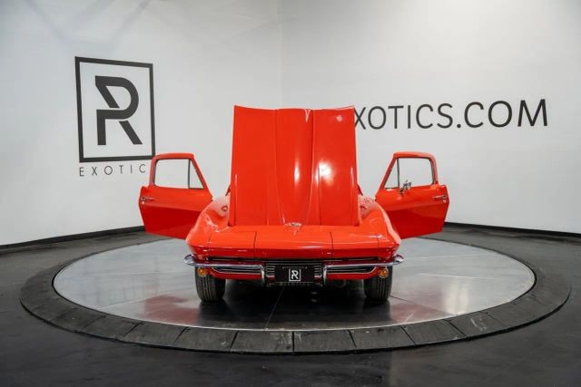 Chevrolet-Corvette-1964-13