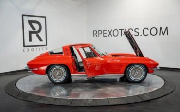 Chevrolet-Corvette-1964-15