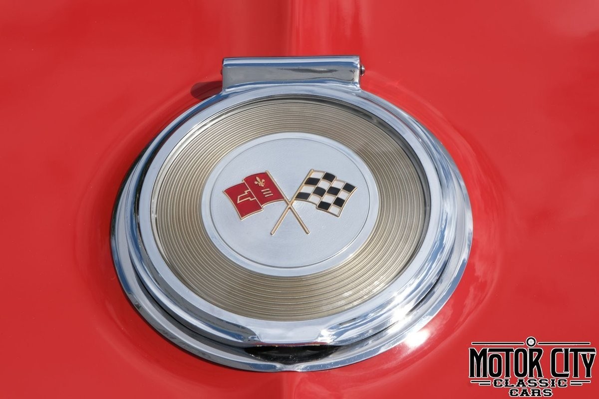 Chevrolet-Corvette-1964-19