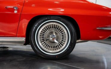 Chevrolet-Corvette-1964-28