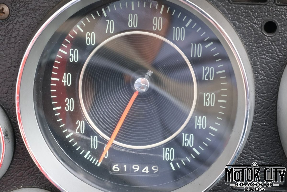 Chevrolet-Corvette-1964-31