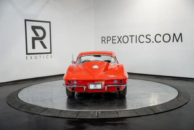 Chevrolet-Corvette-1964-9