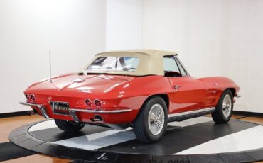Chevrolet-Corvette-1964-Convertible-10