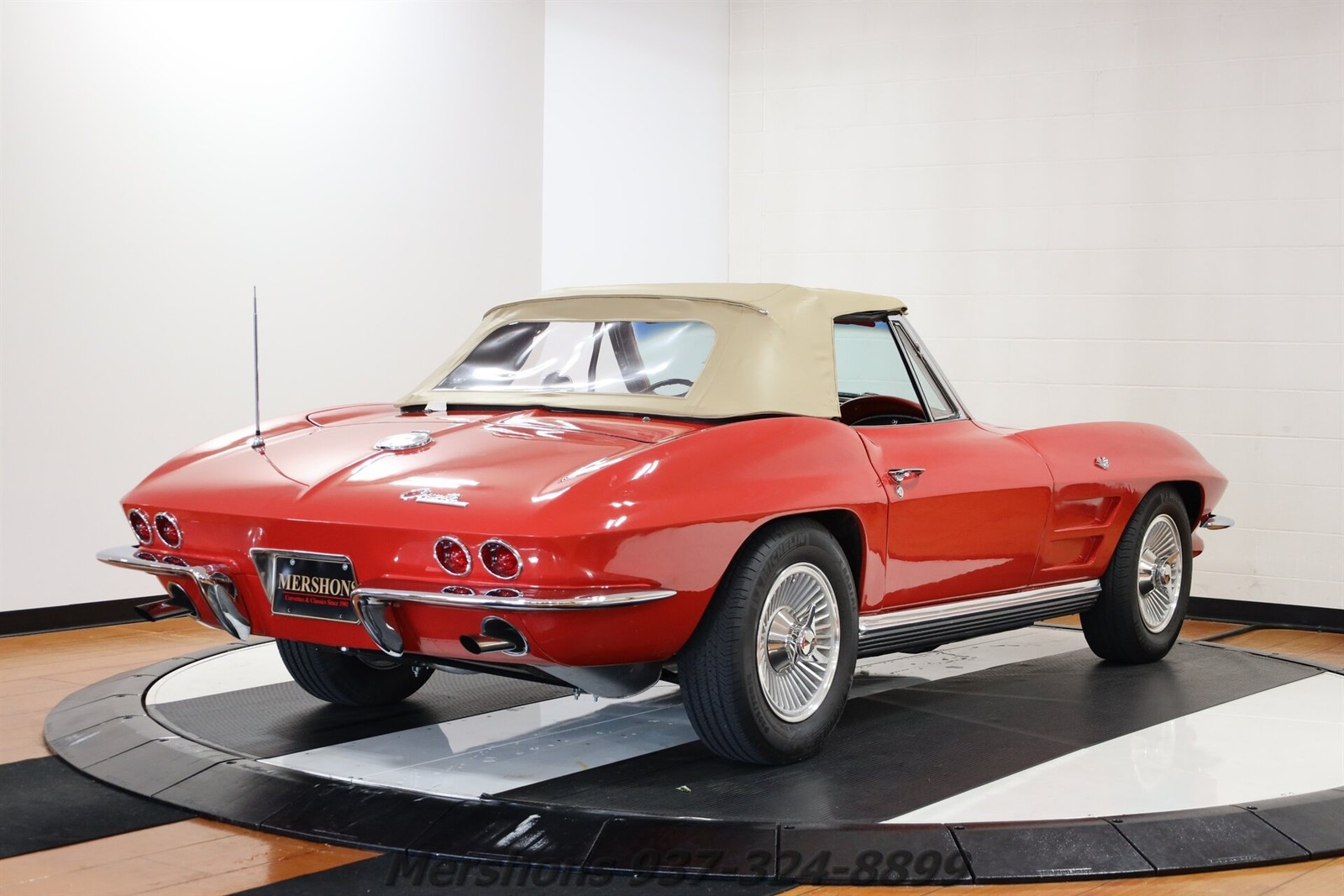 Chevrolet-Corvette-1964-Convertible-10