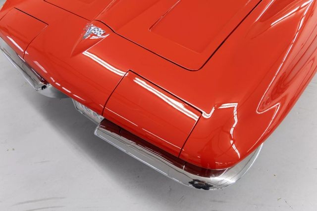 Chevrolet-Corvette-1964-Convertible-10