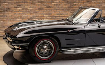 Chevrolet-Corvette-1964-Convertible-10