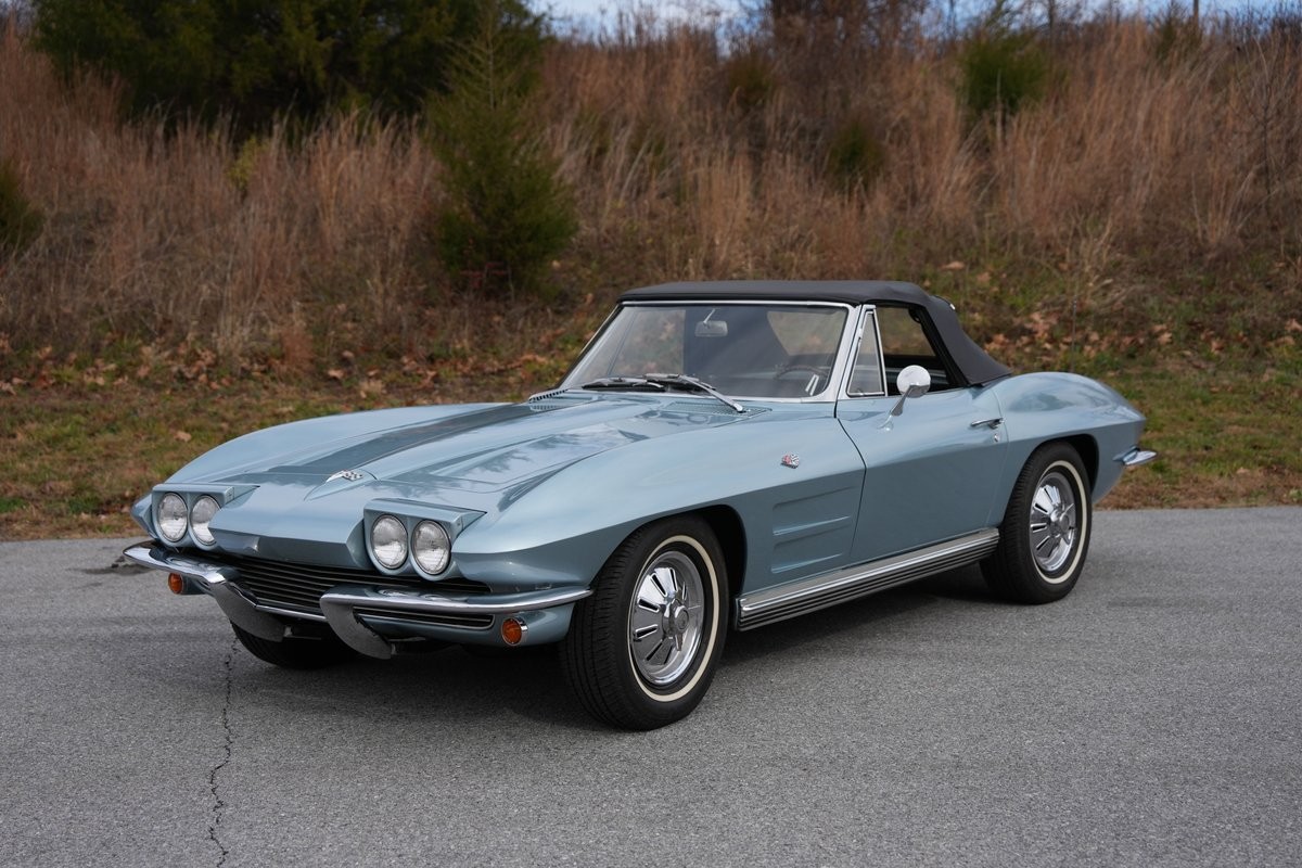Chevrolet-Corvette-1964-Convertible-12