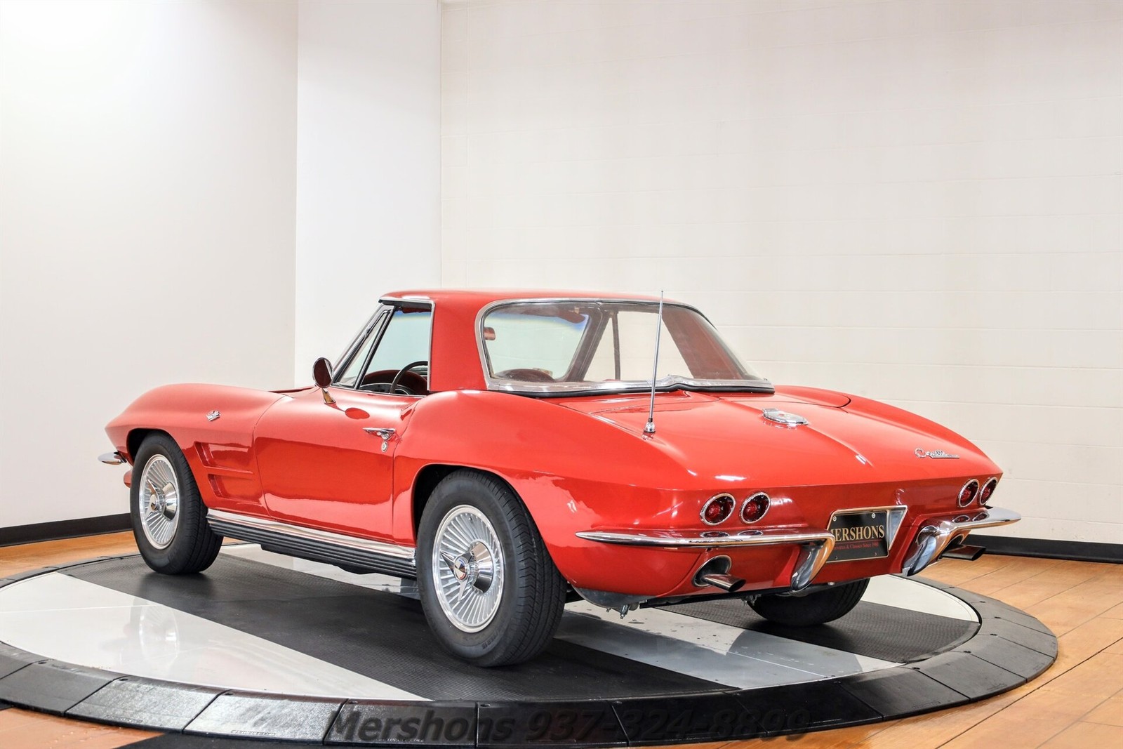 Chevrolet-Corvette-1964-Convertible-12