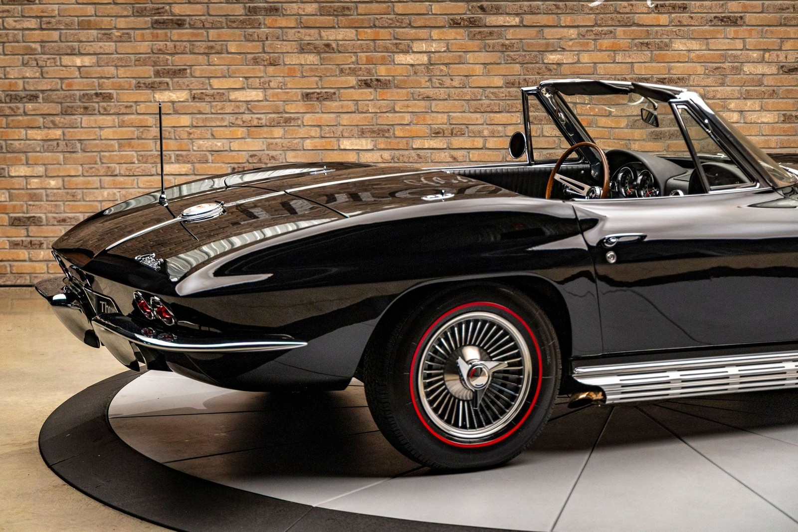 Chevrolet-Corvette-1964-Convertible-12