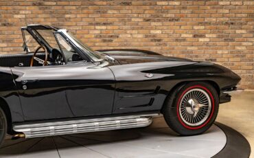Chevrolet-Corvette-1964-Convertible-13