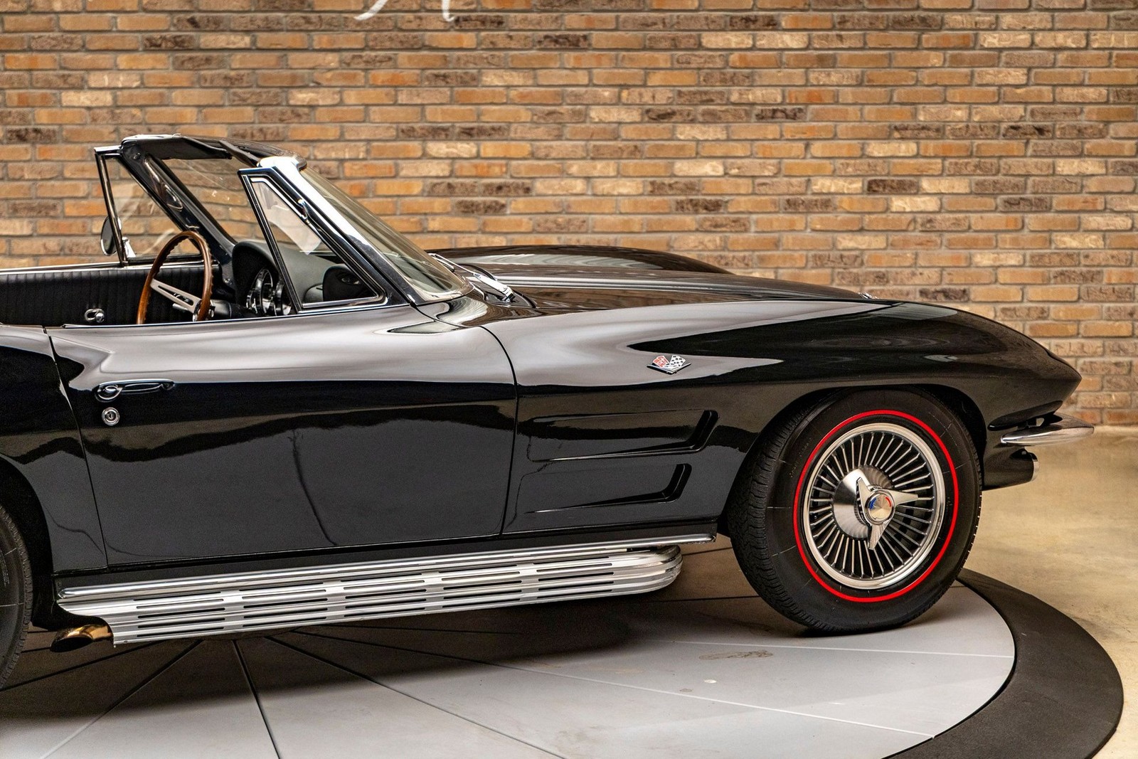 Chevrolet-Corvette-1964-Convertible-13