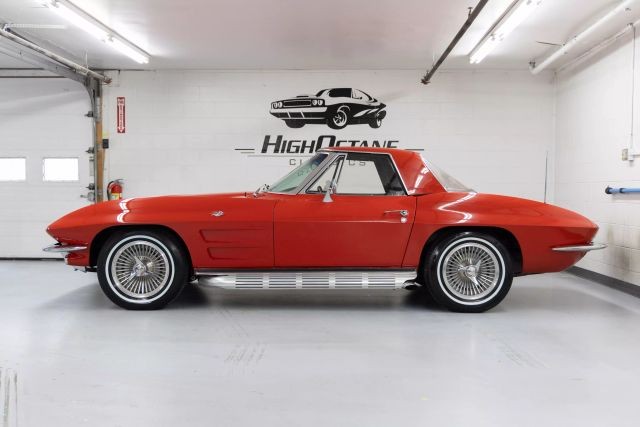 Chevrolet-Corvette-1964-Convertible-16