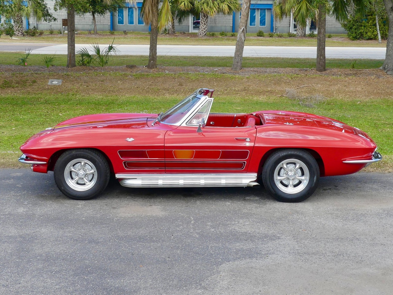 Chevrolet-Corvette-1964-Convertible-17