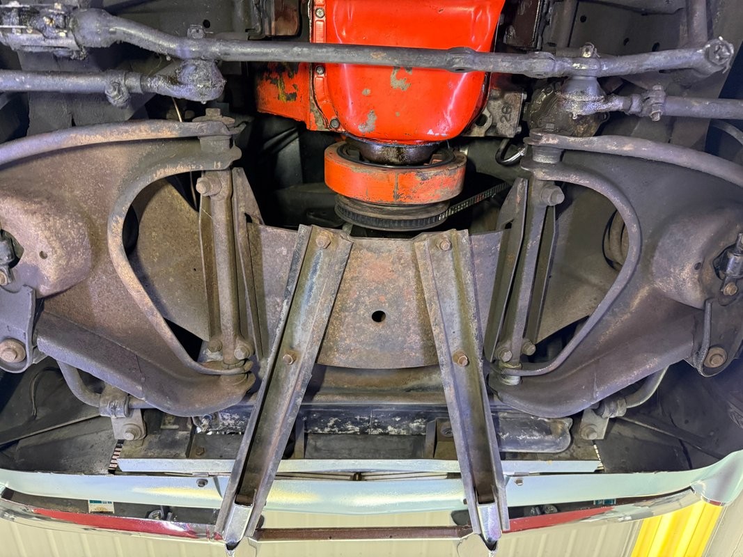 Chevrolet-Corvette-1964-Convertible-18