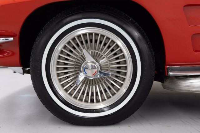 Chevrolet-Corvette-1964-Convertible-18