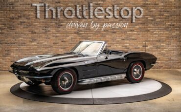 Chevrolet-Corvette-1964-Convertible-2