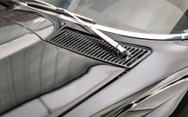 Chevrolet-Corvette-1964-Convertible-21