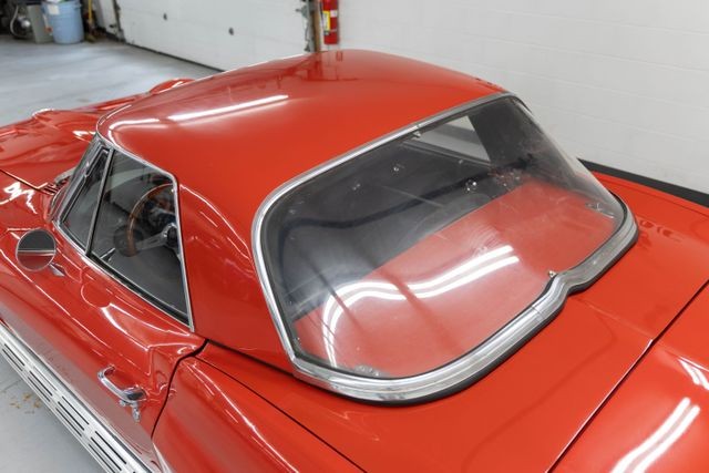 Chevrolet-Corvette-1964-Convertible-24