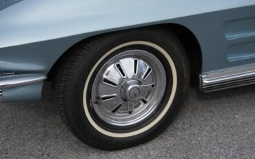 Chevrolet-Corvette-1964-Convertible-24