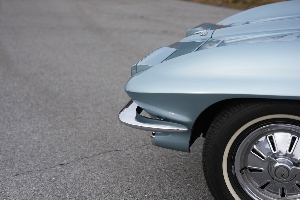 Chevrolet-Corvette-1964-Convertible-26