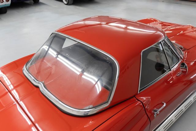 Chevrolet-Corvette-1964-Convertible-27