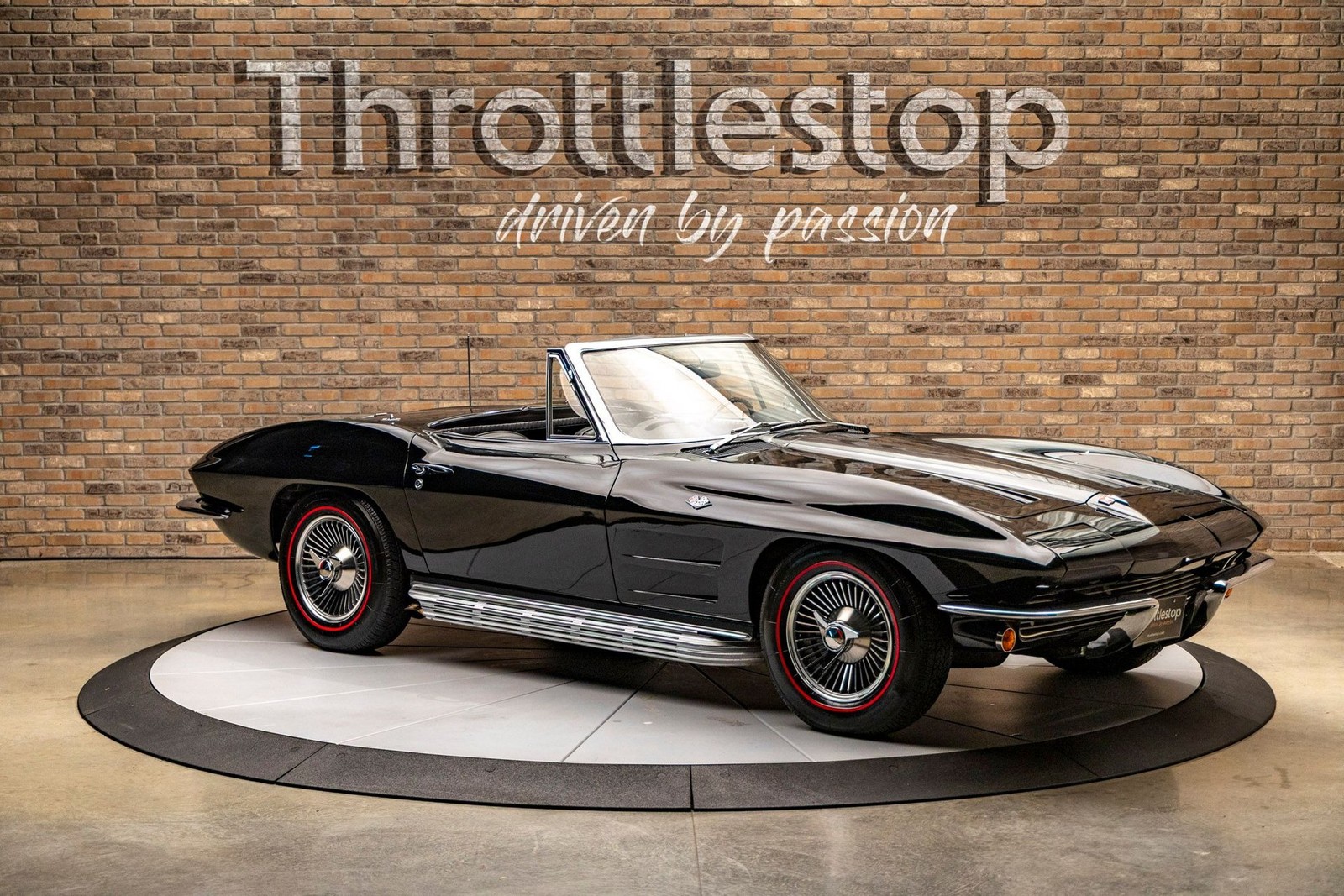 Chevrolet-Corvette-1964-Convertible-3