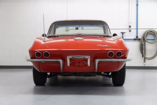 Chevrolet-Corvette-1964-Convertible-30