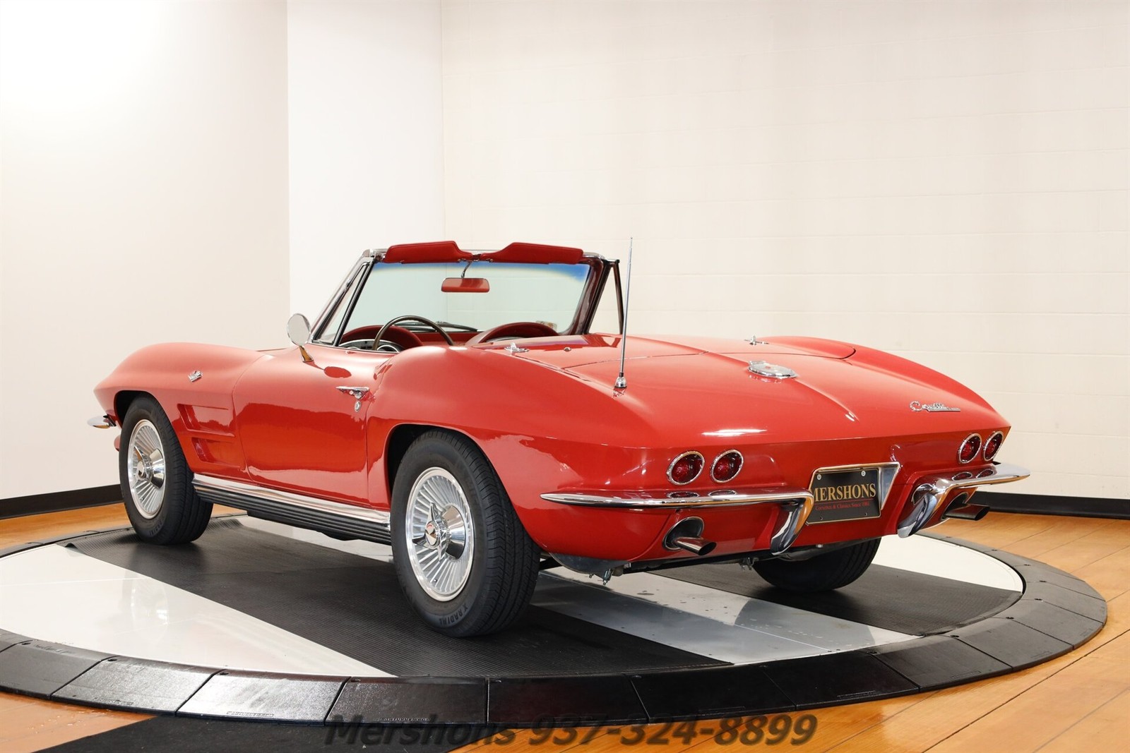 Chevrolet-Corvette-1964-Convertible-4