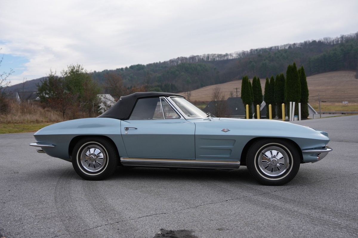 Chevrolet-Corvette-1964-Convertible-6