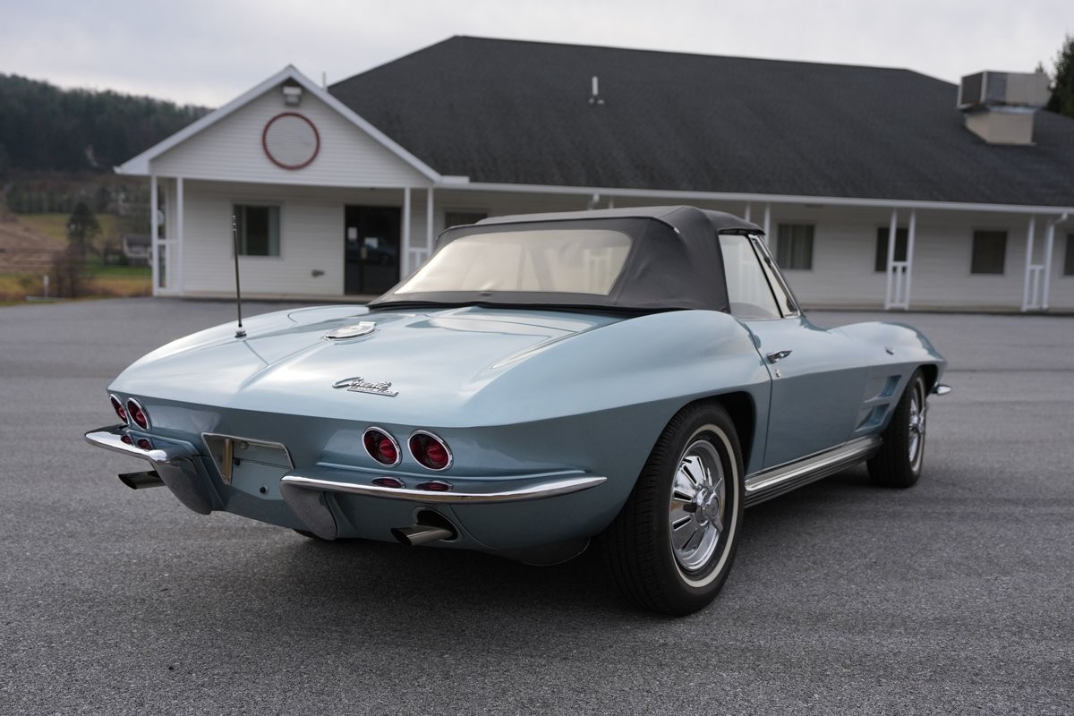 Chevrolet-Corvette-1964-Convertible-7