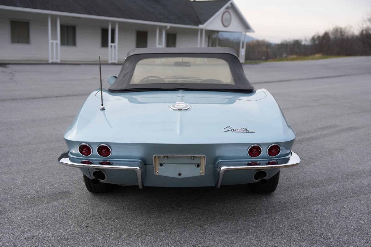 Chevrolet-Corvette-1964-Convertible-8