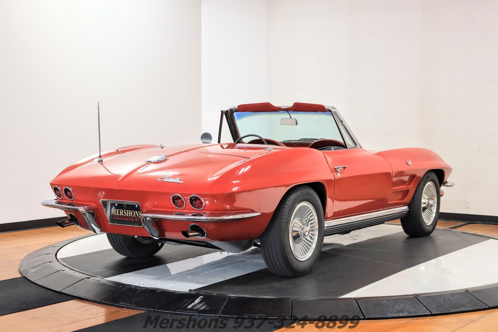 Chevrolet-Corvette-1964-Convertible-8