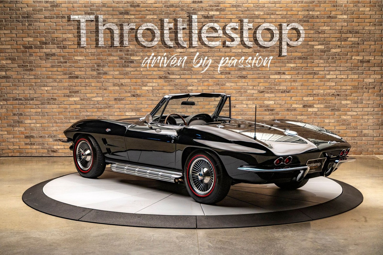 Chevrolet-Corvette-1964-Convertible-8