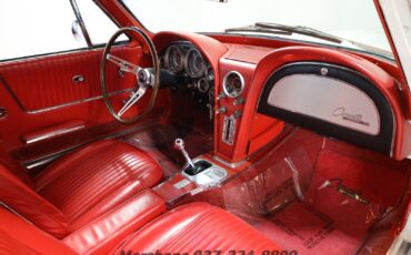 Chevrolet-Corvette-1964-Coupe-10