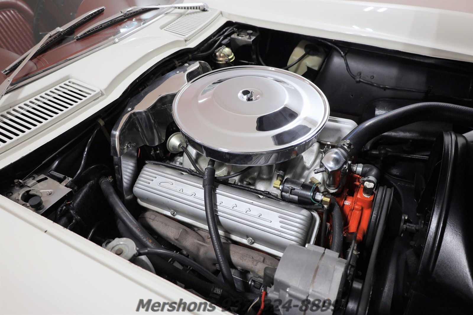 Chevrolet-Corvette-1964-Coupe-12