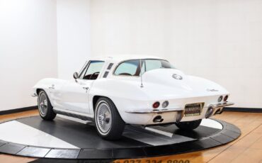 Chevrolet-Corvette-1964-Coupe-4