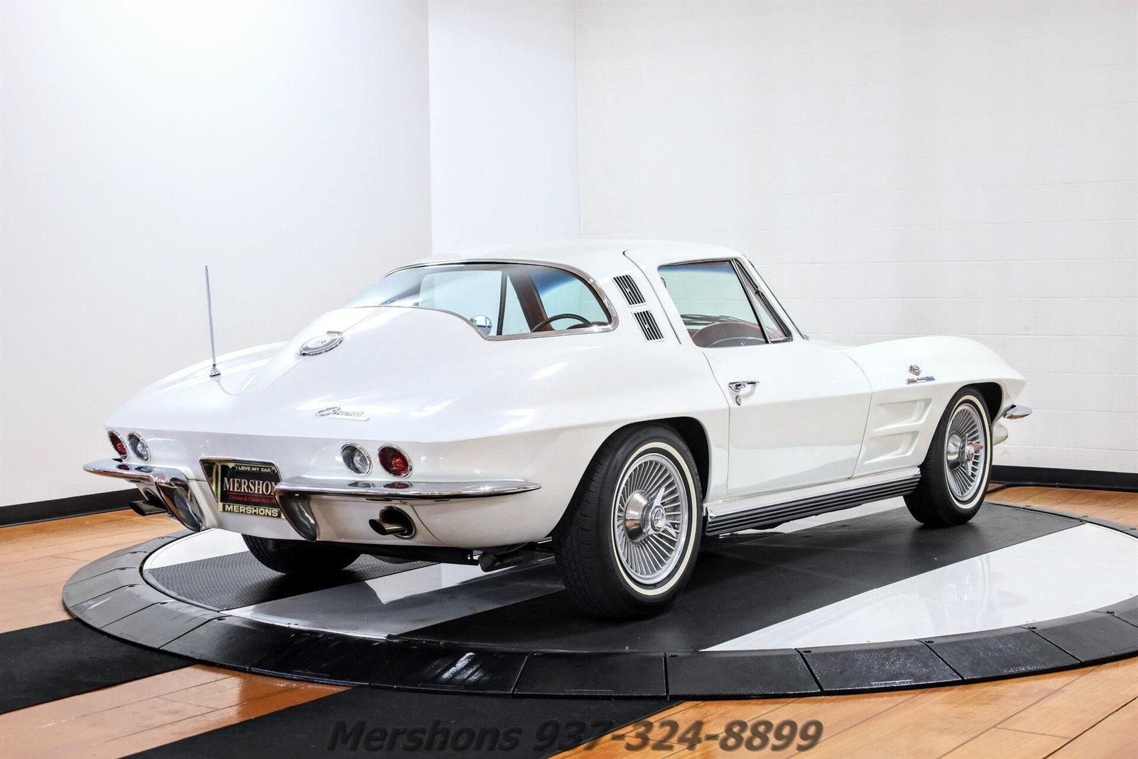 Chevrolet-Corvette-1964-Coupe-8